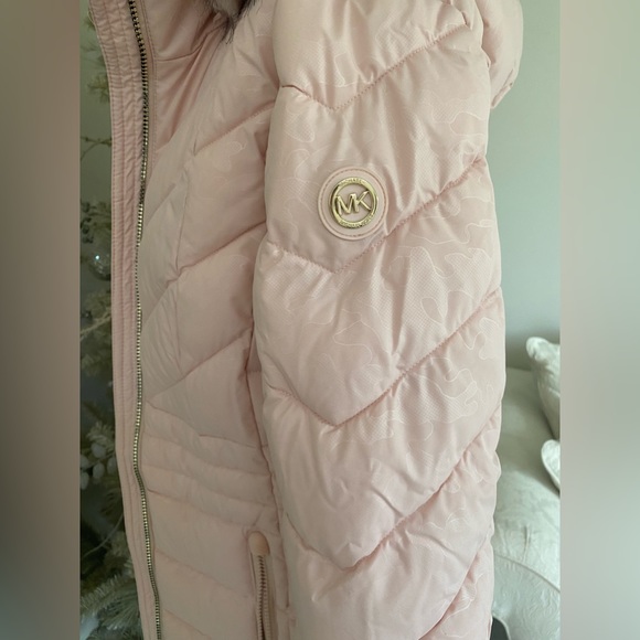 New! Michael Kors coat - Picture 8 of 16